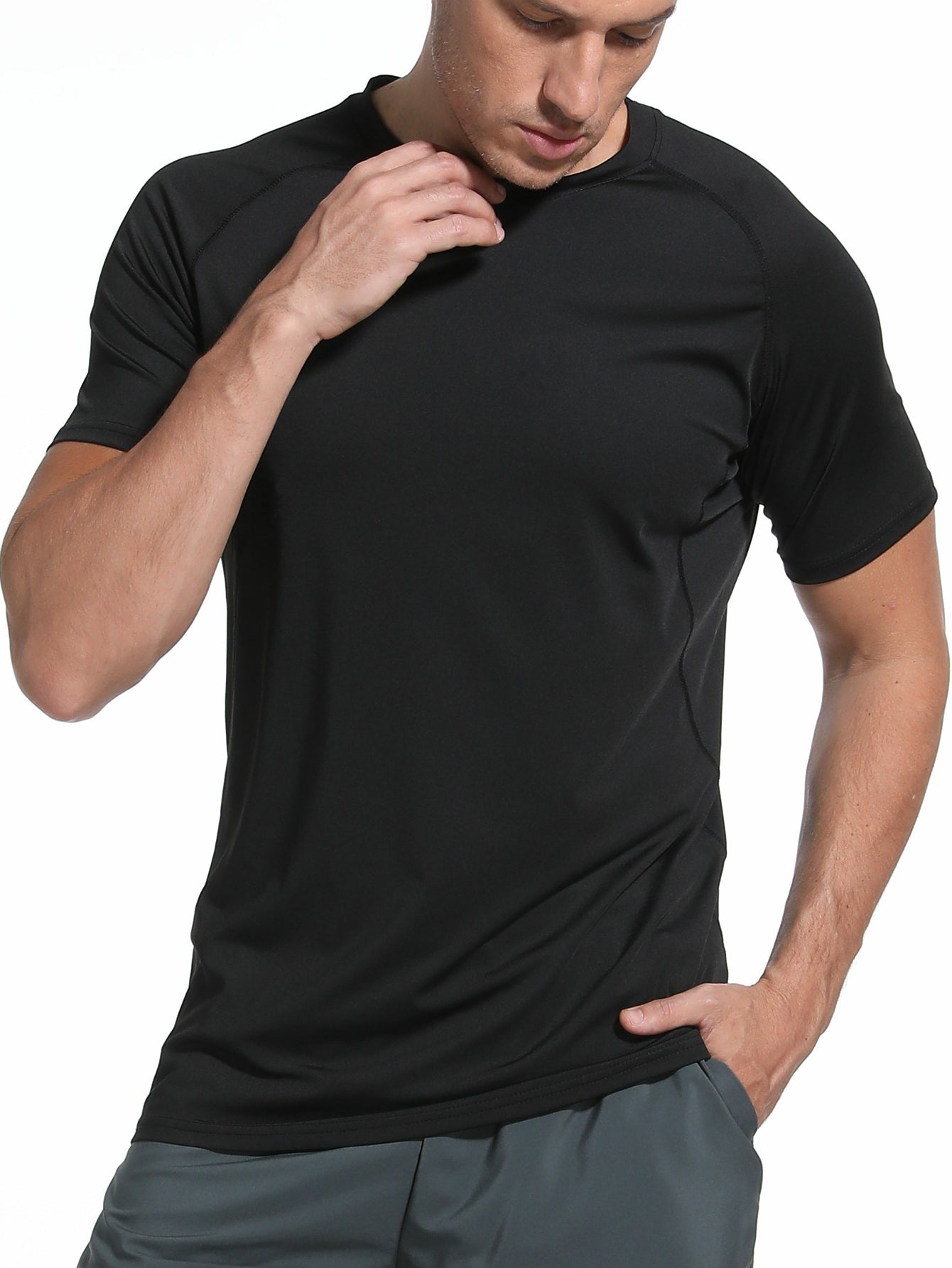 Slim-Fit Running T-Shirt for Men - Stay Dry and Comfortable